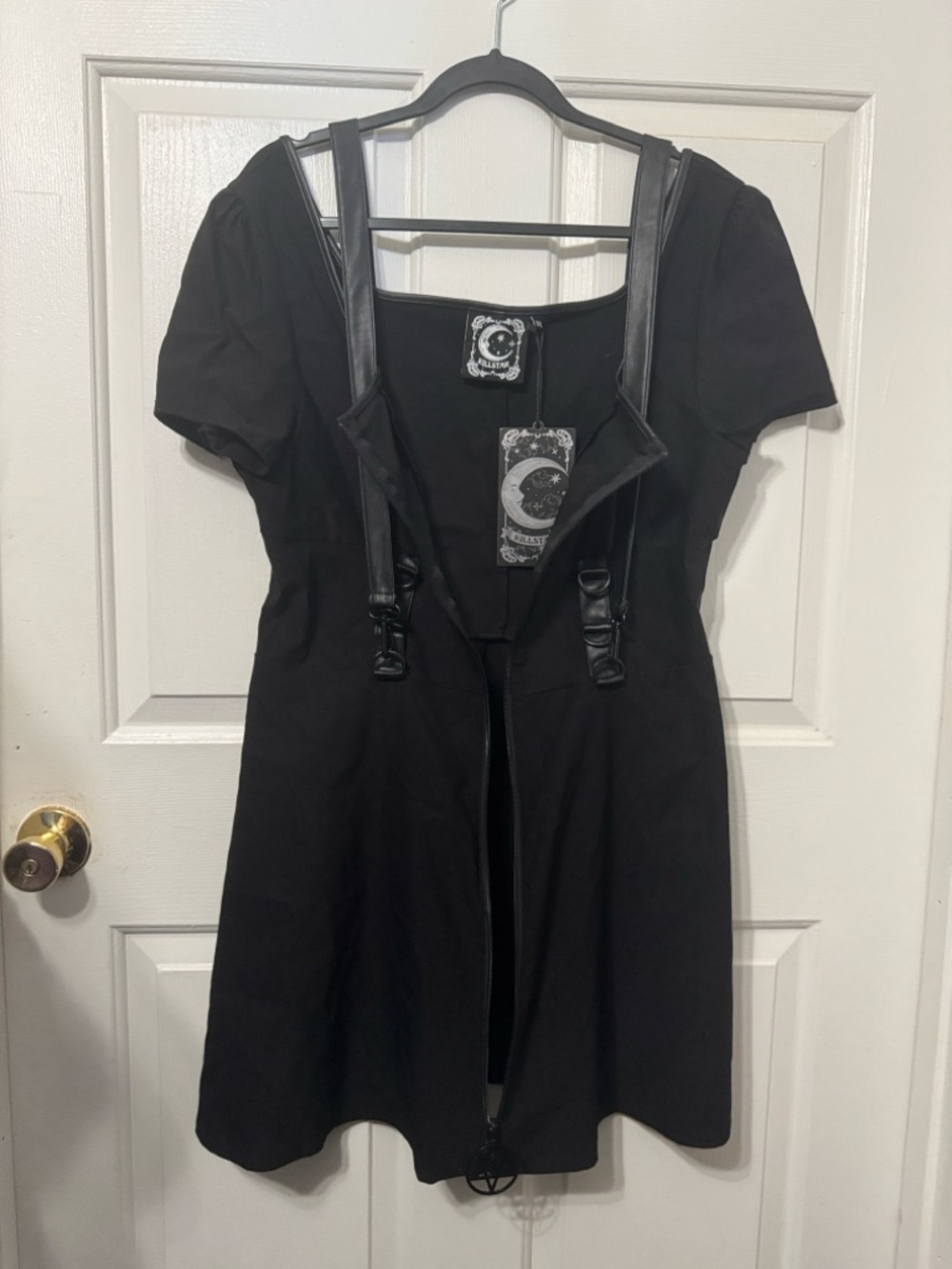 Killstar Black Dress "Grave Rebellion" with Pentagram Zip Front and Straps - Picture 6 of 9